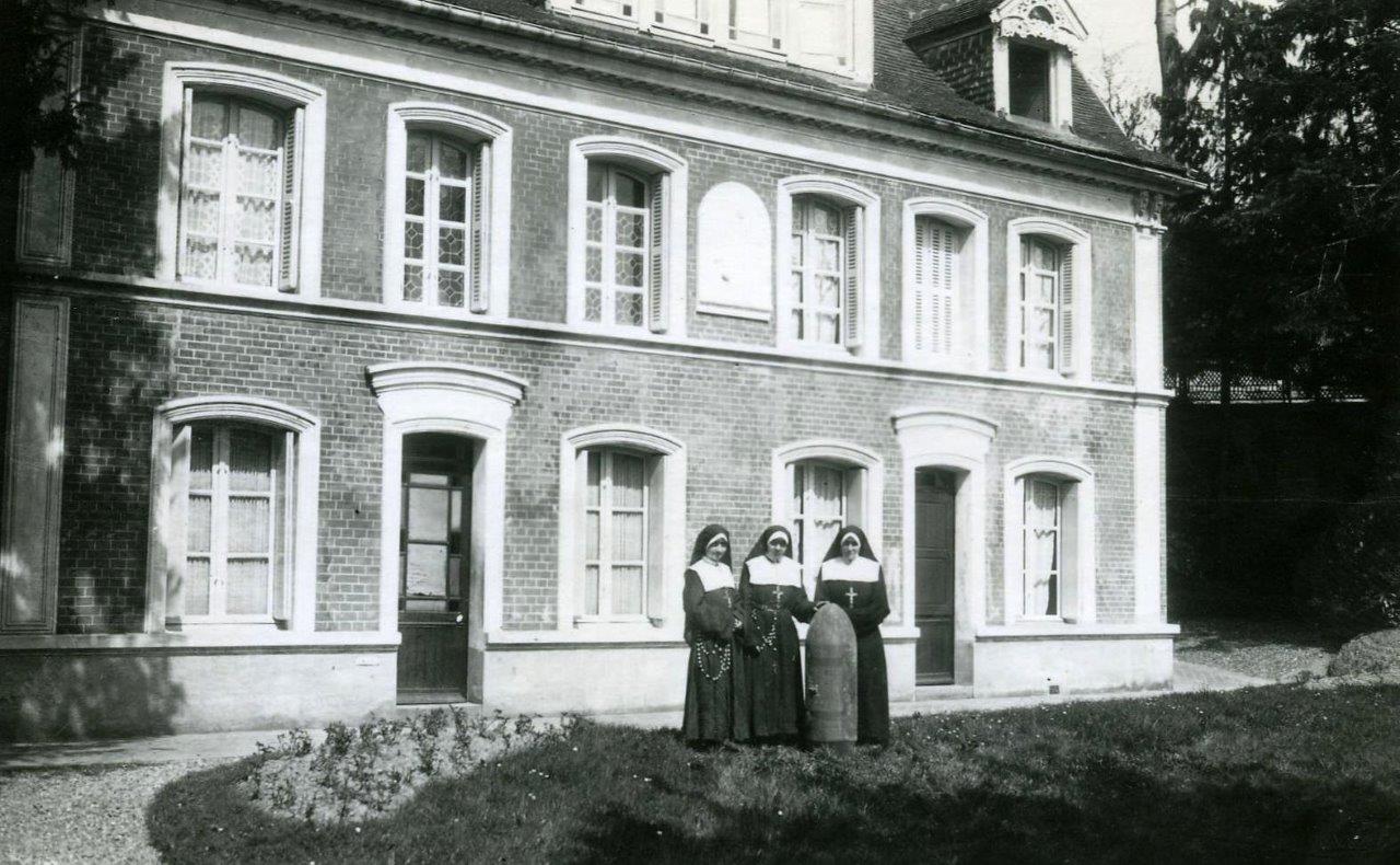 14_une_bombe_est_tombee_pres_de_la_maison_des_buissonnets