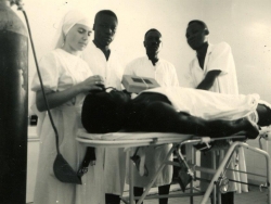 18_une_soeur_infirmiere_au_tchad