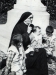 13_en_-1940_la_fondatrice_accueille_des_orphelins